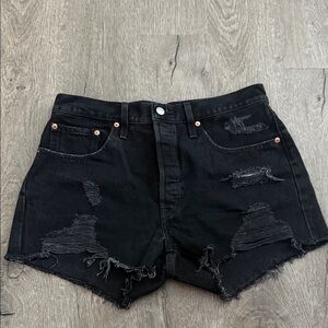 Levi 501 Women Shorts size 31 never worn